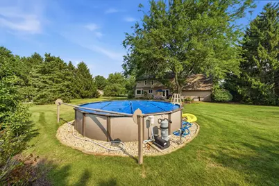 39W150 Adobe Ridge, Elgin, IL 60124 - Photo 8