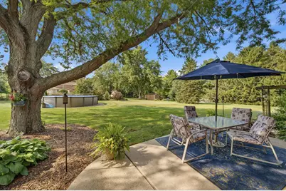 39W150 Adobe Ridge, Elgin, IL 60124 - Photo 4