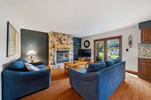 39W150 Adobe Ridge, Elgin, IL 60124 - Photo 20