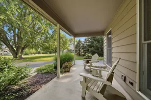 39W150 Adobe Ridge, Elgin, IL 60124 - Photo 12