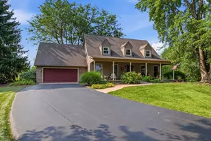 39W150 Adobe Ridge, Elgin, IL 60124 - Photo 1