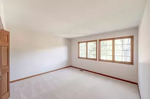 732 Jamestowne Rd, Sleepy Hollow, IL 60118 - Photo 12