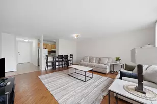 2605 S Indiana Ave, Chicago, IL 60616 - Photo 6