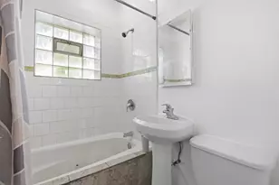 1654 N Austin Ave, Chicago, IL 60639 - Photo 20