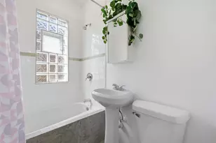 1654 N Austin Ave, Chicago, IL 60639 - Photo 10