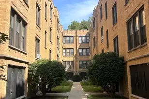 1020 E Hyde Park Blvd, Chicago, IL 60615 - Photo 1