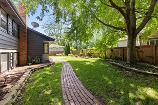 212 Tamarack Ave, Naperville, IL 60540 - Photo 28