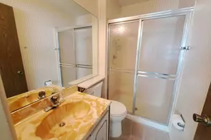 1232 Plum Tree Ct, Schaumburg, IL 60193 - Photo 12