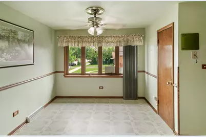 8901 Austin Avenue, Oak Lawn, IL 60453 - Photo 6