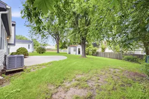 1115 Brandywyn Ln, Buffalo Grove, IL 60089 - Photo 32
