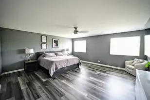 936 Wildwood Dr, Pingree Grove, IL 60140 - Photo 16