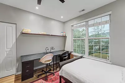 1379 Scarboro Road, Schaumburg, IL 60193 - Photo 22