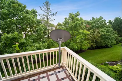 1379 Scarboro Road, Schaumburg, IL 60193 - Photo 30