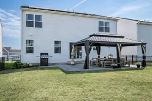 444 Radcliff Ln, South Elgin, IL 60177 - Photo 24