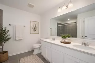 444 Radcliff Ln, South Elgin, IL 60177 - Photo 16