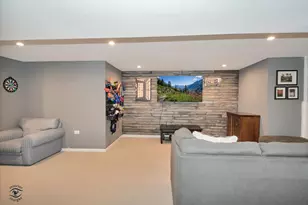 9035 Westminster Dr, Woodridge, IL 60517 - Photo 26