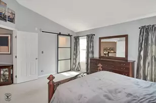 9035 Westminster Dr, Woodridge, IL 60517 - Photo 16