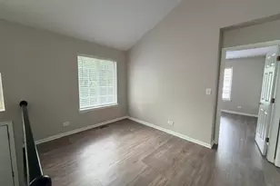 2350 Twilight Dr, Aurora, IL 60503 - Photo 8