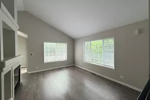 2350 Twilight Dr, Aurora, IL 60503 - Photo 2