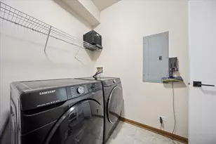 9017 Concord Ln, Justice, IL 60458 - Photo 16