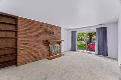 196 Grove Avenue #B, Des Plaines, IL 60016 - Photo 4