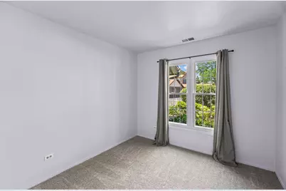 196 Grove Avenue #B, Des Plaines, IL 60016 - Photo 22