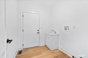 720 Bender St, Sandwich, IL 60548 - Photo 10
