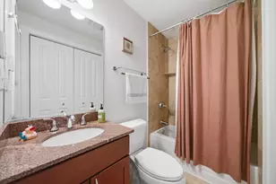 2013 W Crystal St, Chicago, IL 60622 - Photo 14