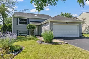 935 Revere Ln, Island Lake, IL 60042 - Photo 2