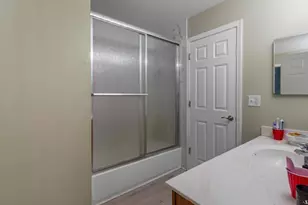 829 Lindsey Ln, Bolingbrook, IL 60440 - Photo 14