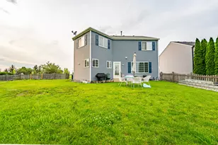 12 E Meadow Dr, Cortland, IL 60112 - Photo 6
