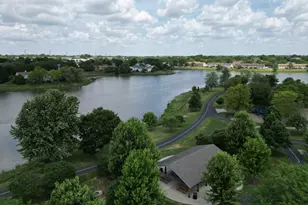 185 Gregory St, Aurora, IL 60504 - Photo 16