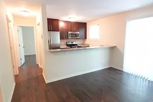 1303 N Winslowe Dr, Palatine, IL 60074 - Photo 8