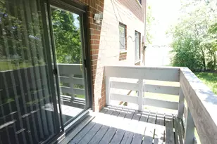 1303 N Winslowe Dr, Palatine, IL 60074 - Photo 2