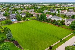 730 Charismatic Dr, Oswego, IL 60543 - Photo 62