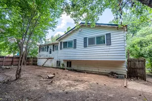 7207 Catalpa Ave, Woodridge, IL 60517 - Photo 16