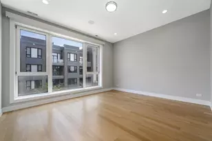 3056 N Lincoln Ave, Chicago, IL 60657 - Photo 10