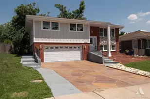 9050 W 93rd St, Hickory Hills, IL 60457 - Photo 2
