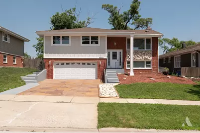 9050 W 93rd Street, Hickory Hills, IL 60457 - Photo 1
