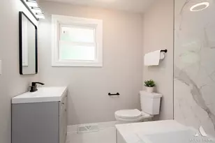 9050 W 93rd St, Hickory Hills, IL 60457 - Photo 22