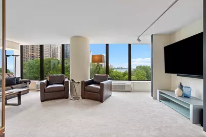 505 N Lake Shore Drive #616-617, Chicago, IL 60611 - Photo 2