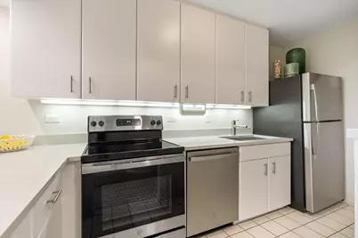 505 N Lake Shore Drive #616-617, Chicago, IL 60611 - Photo 4