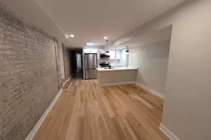 616 W Patterson Ave, Chicago, IL 60613 - Photo 6