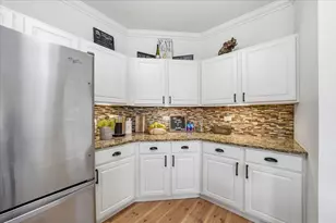 1467 Birch Ln, South Elgin, IL 60177 - Photo 8