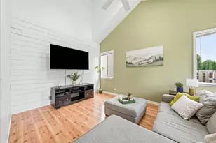 1467 Birch Ln, South Elgin, IL 60177 - Photo 12