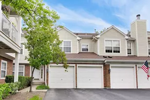 437 Grosse Pointe Cir, Vernon Hills, IL 60061 - Photo 1