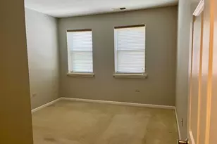 6710 S Keating Ave, Chicago, IL 60629 - Photo 10