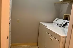 6710 S Keating Ave, Chicago, IL 60629 - Photo 12