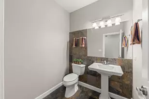 34W624 Courier Ave, Saint Charles, IL 60174 - Photo 14
