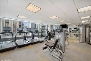 33 W Ontario St, Chicago, IL 60654 - Photo 28